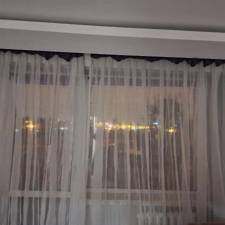 Apartament - 2 Pokoje W Lodzi - Blisko Atlas Arena, Zoo, Centrum, Piotrkowska المظهر الخارجي الصورة