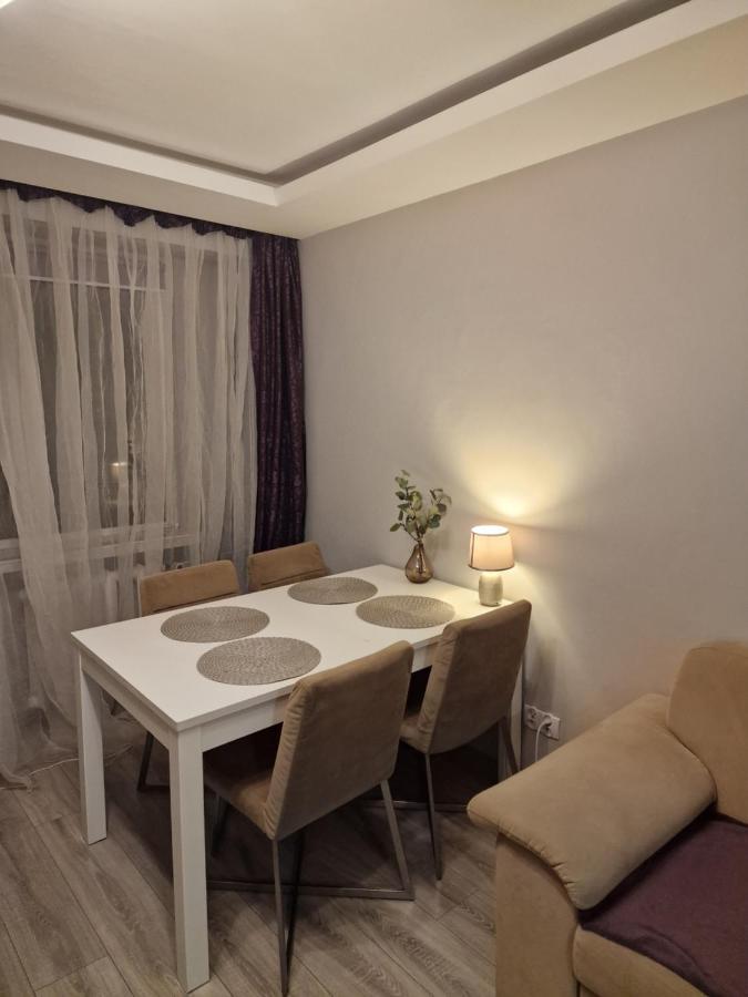 Apartament - 2 Pokoje W Lodzi - Blisko Atlas Arena, Zoo, Centrum, Piotrkowska المظهر الخارجي الصورة